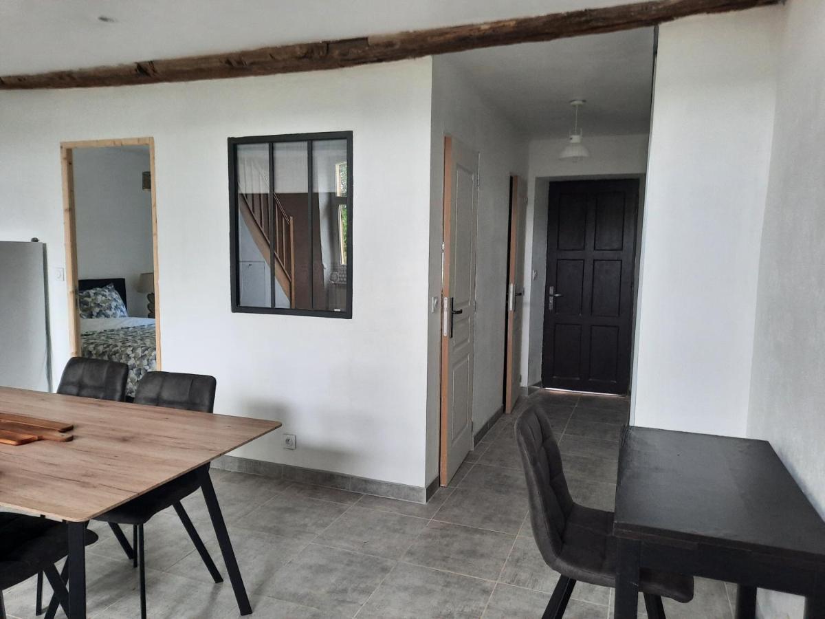 Chez Line Et Pierre: Appartement Spacieux, Lumineux Et Equipe 瑟鲁堡 外观 照片